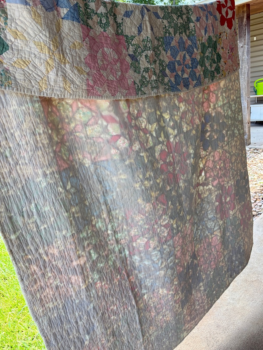 Vintage Feedsack Hand-Stitched La Conner Stars Quilt - 72x57 - Picture 12 of 17